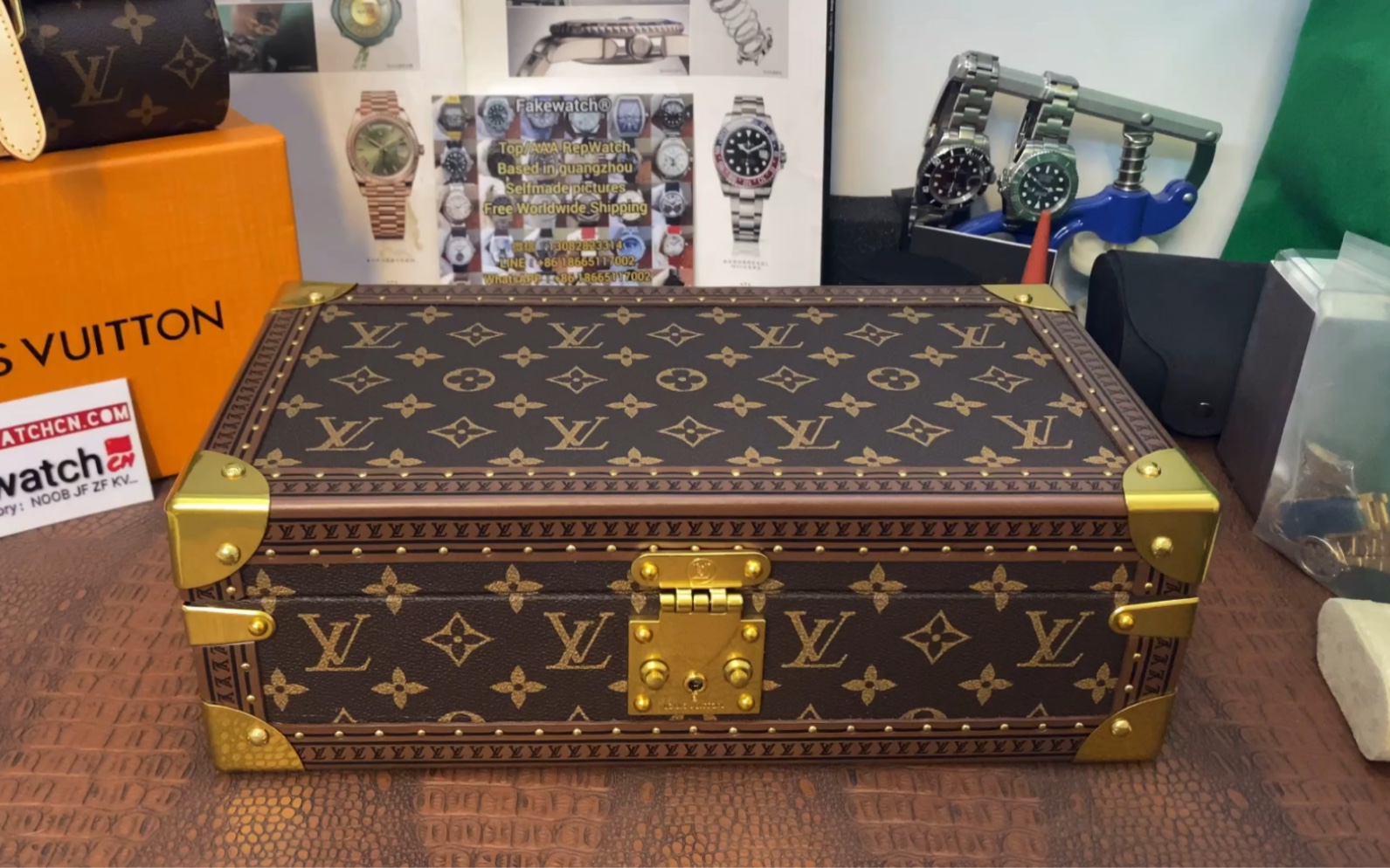 LOUIS VUITTON 8格装腕表盒哔哩哔哩bilibili