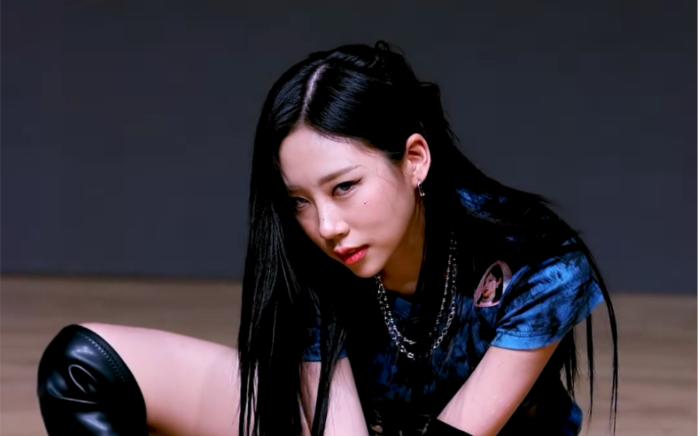 purplekiss张恩诚dosieprettypsycho220424饭拍竖版直拍