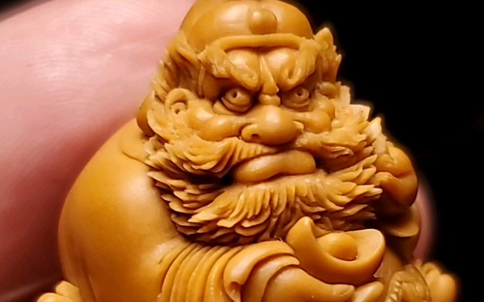 这开脸细节立体度层次感干净度,独一挡了 #文玩 #钟馗 #橄榄核雕