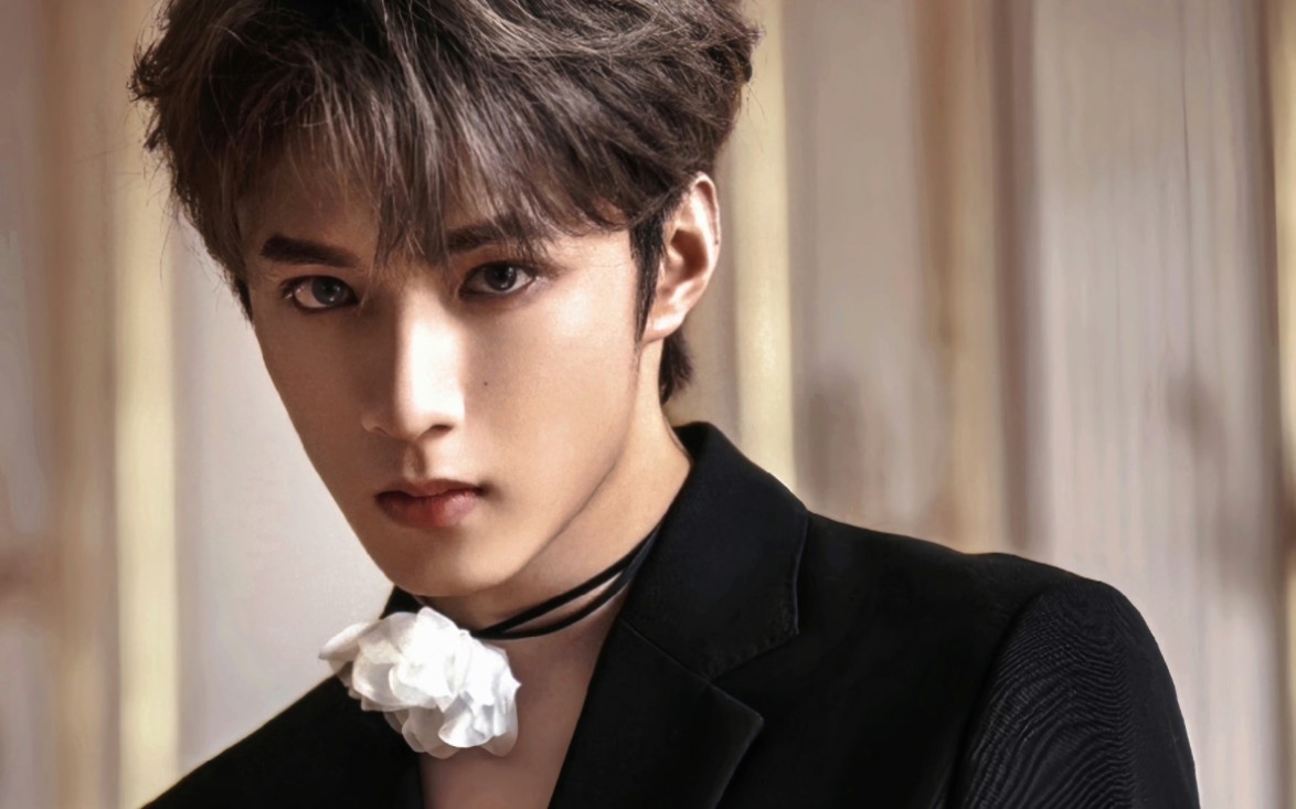 【刘耀文开箱】后援会周边 灯牌