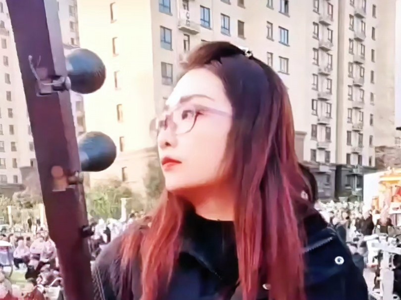 豫剧板胡精彩演奏 光头姐探阴山