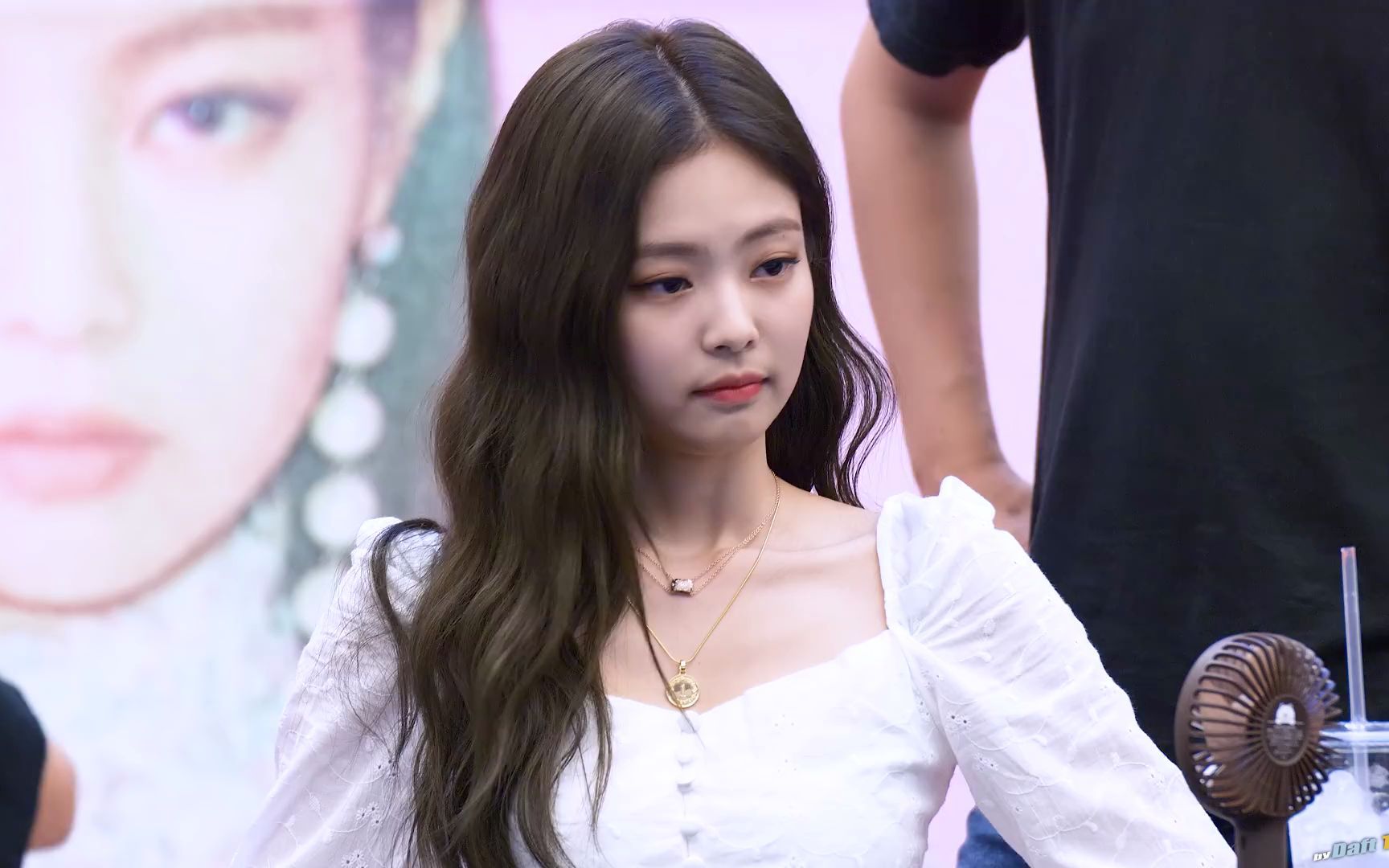 180624 jennie blackpink 4k by dafttaengk2.mp4_哔哩哔哩_bilibili