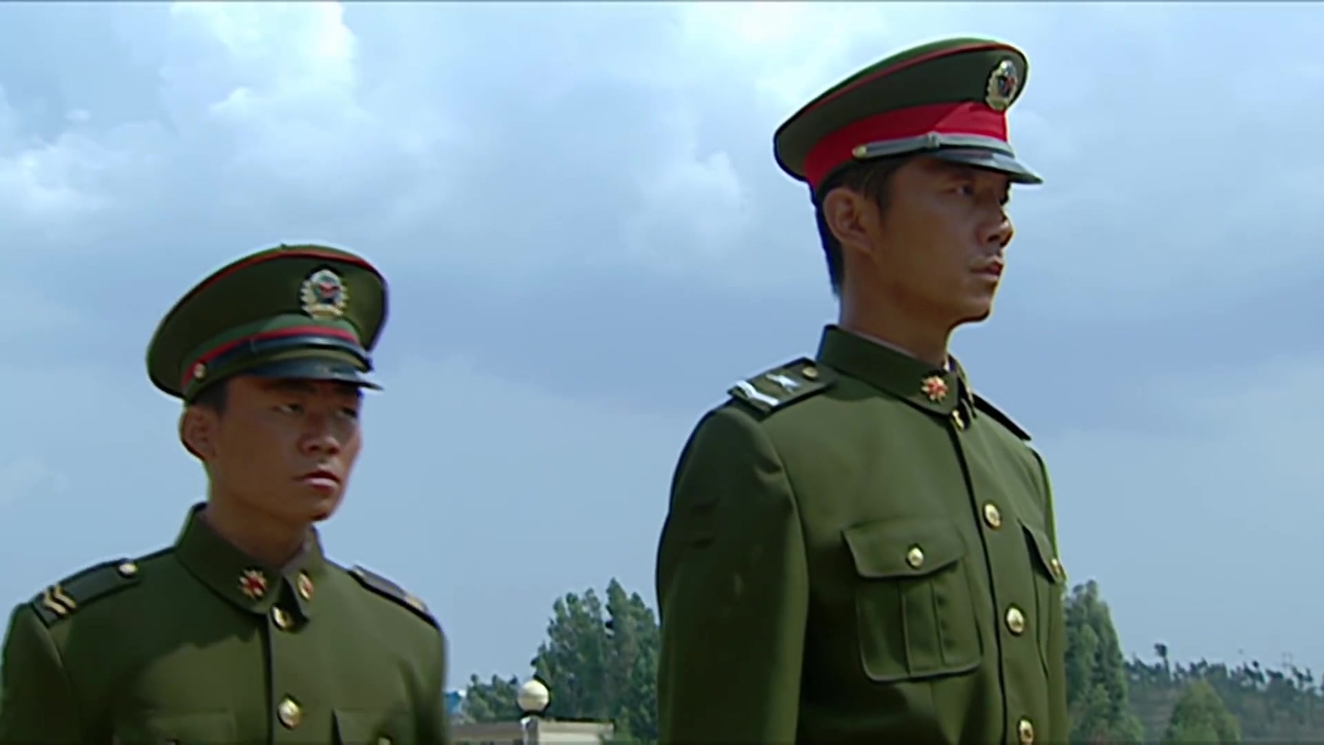 每天亿遍注入正能量士兵突击钢七连入连仪式高燃片段真正男子汉杨根思