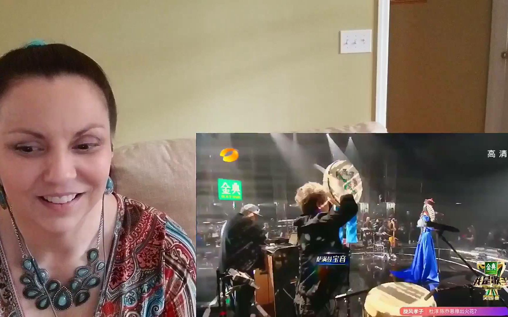 reaction中字番外篇外国大姐姐听haya乐团唱英格玛