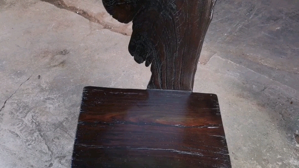 千年铁力阴沉木乌木靠背椅(原木)