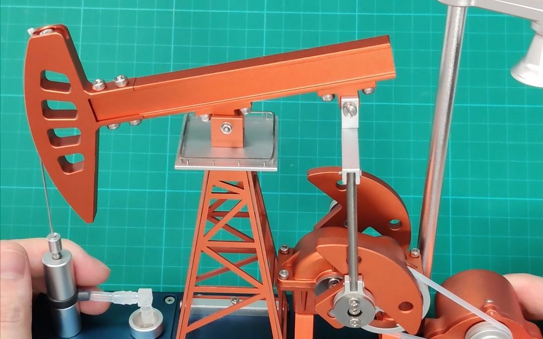 《我给大家玩个磕头机模型》