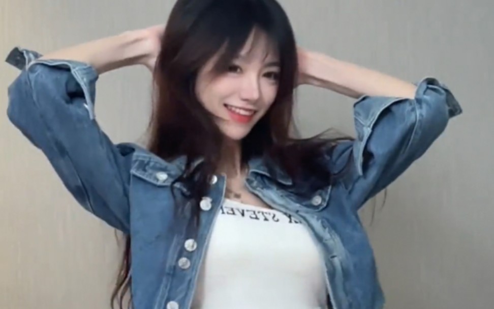 藤原由纪热舞变装 性感诱惑视频 顶不住!