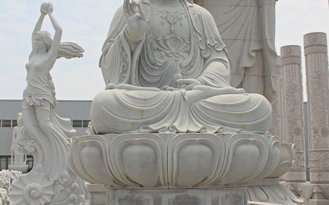 观音石像图片 三面观音石雕佛像 常见的石雕观音样式造型 福建石雕