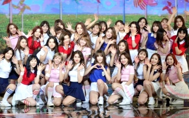 [图]【四代女团辉煌合作舞台】TWICE+RedVelvet+GFRIEND+I.O.I 2016年末少女时代-再次重逢的世界