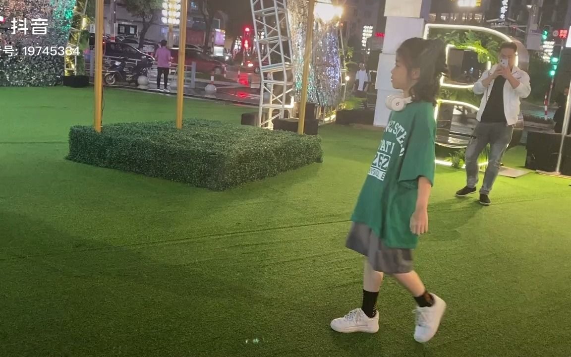 【搬运】抖音街舞少年—臻臻 20210522 饭拍/路人视角 花絮