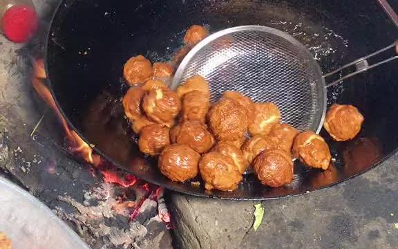 [图]黄炸肉，是我们湖南最好吃的一道菜，可以做零食吃，可以做菜吃，过年必备的，你学会了吗