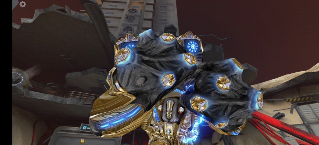 究极泰坦应该叫合金泰坦