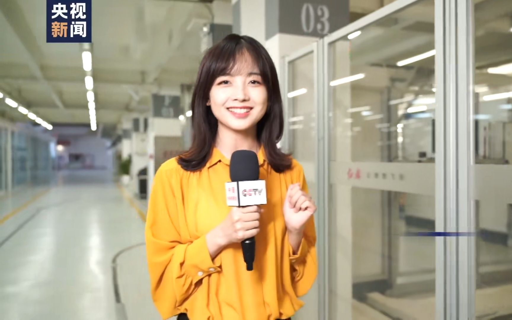 王冰冰直播探访红旗h9总装车间