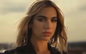 Télécharger la video: 【Dua Lipa】啪姐2019-2022 YSL代言合辑，啪子好米～