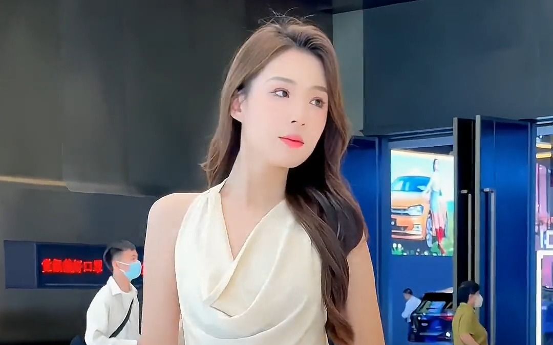 车模小姐姐 #大长腿 #好看的小姐姐 #完美身材 #豪哥车模之家