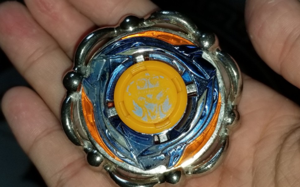 苍穹怒锤 一一小盒中最稀有,最贵的