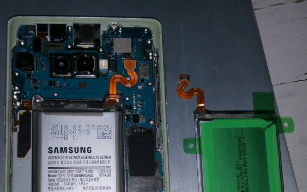 三星note9拆解 sumsung note9更换电池 三星手机维修 奶牛菌的日常