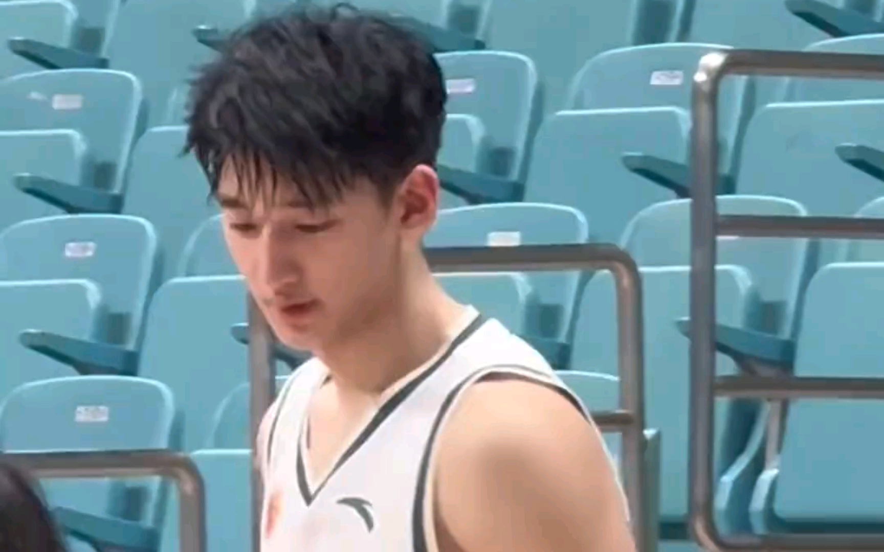 篮球帅哥又是谁的青春