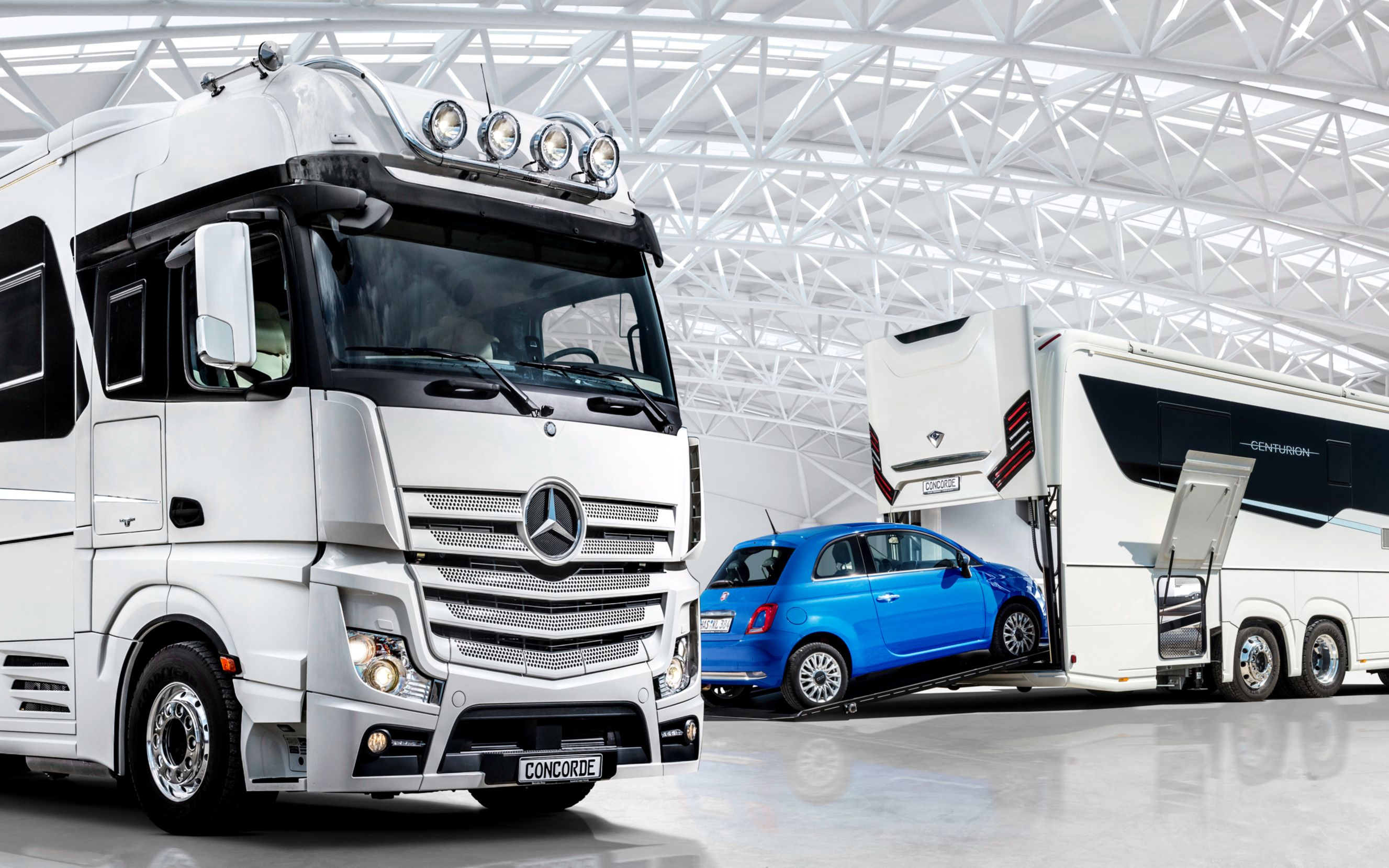 顶级豪华房车之一,居然还自带车库,顶级就是顶级_哔哩哔哩_bilibili