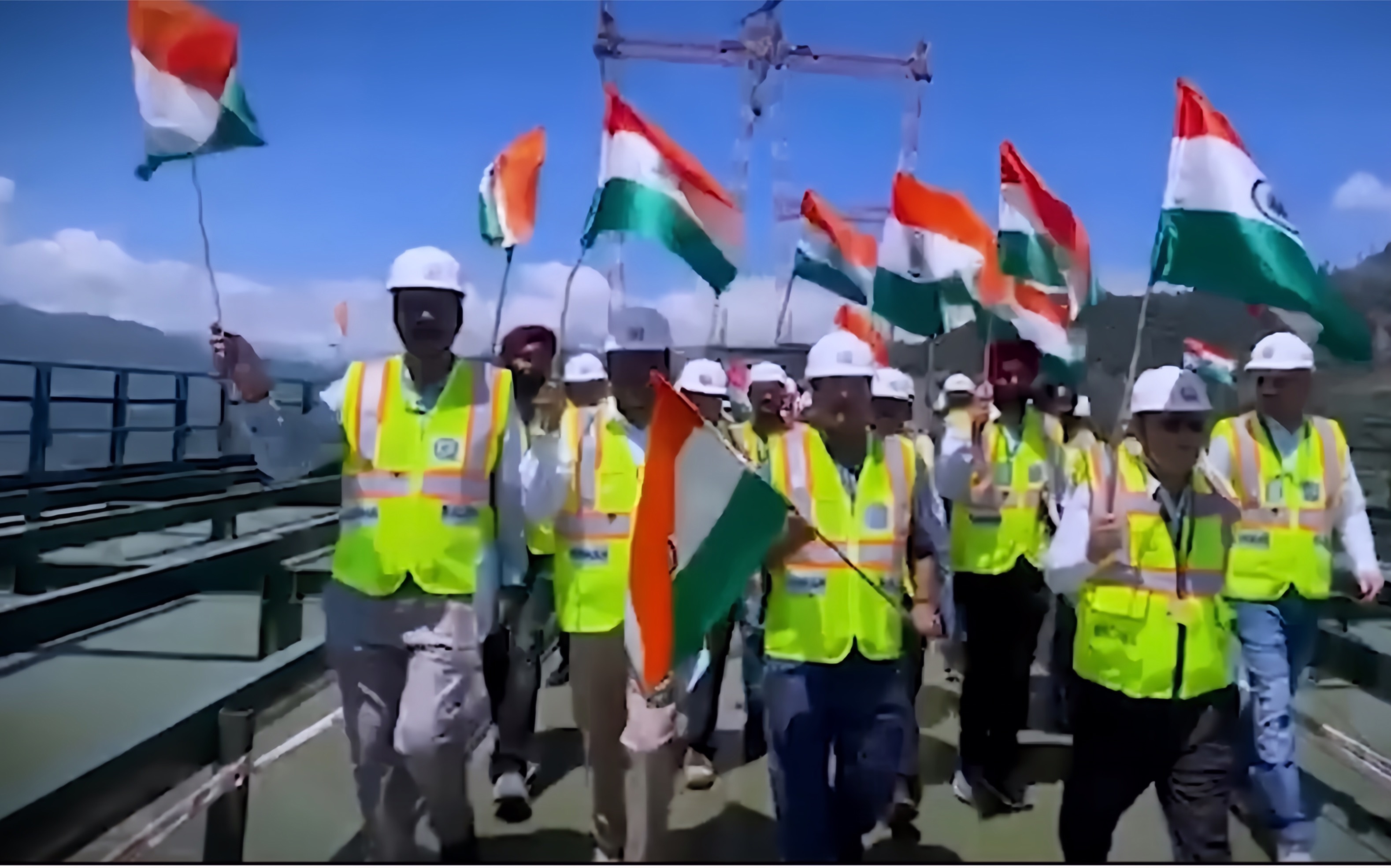 印度基建天花板,全球最高铁路桥顺利竣工,印度人惊呼全球第一-纪实名