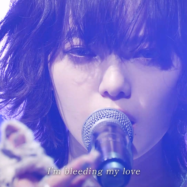 最終価格平手友梨奈 bleeding love LINEMusic 生写真 Yurina Hirate / 平手友梨奈 