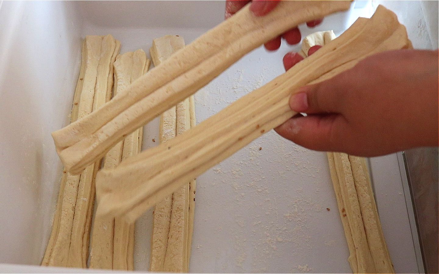 活动  冷冻油条生坯:家庭配方也能成功,早餐只要几分钟,个个酥脆松软