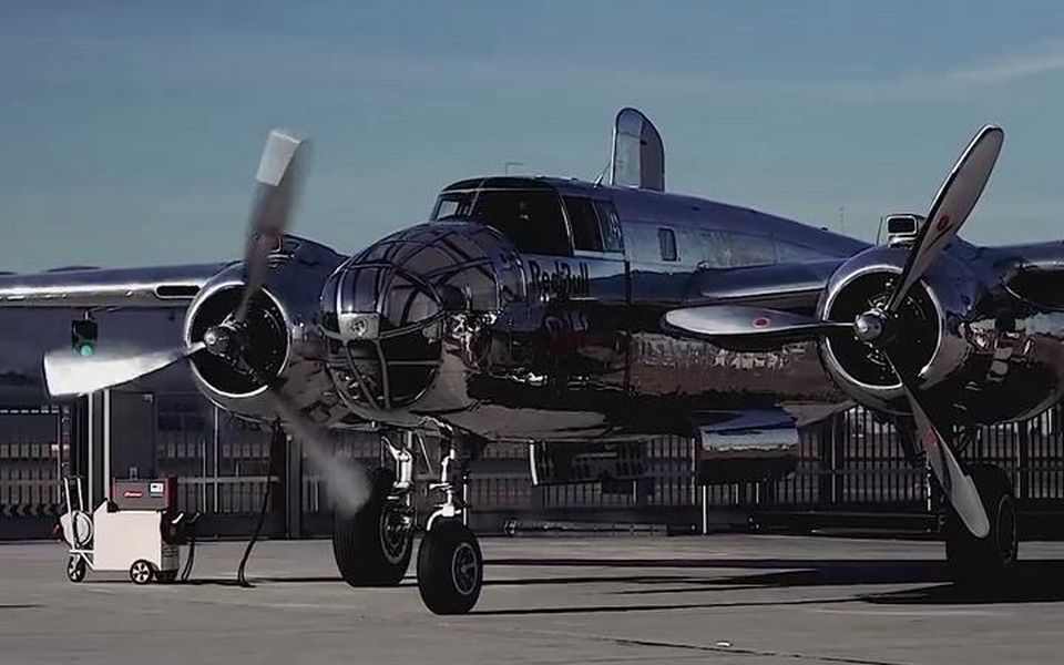 b-25j mitchell轰炸机 银色涂装