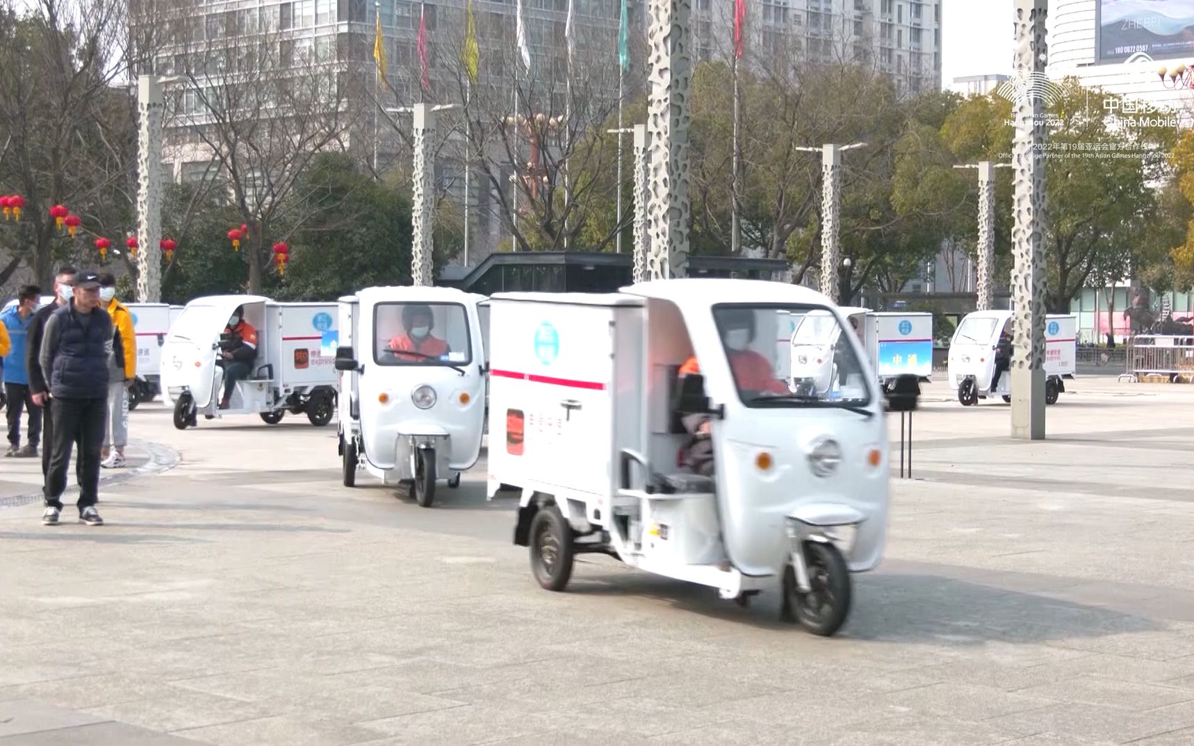 [图]《浙江省快递业促进条例》今日实施，湖州首批300辆快递专车启用