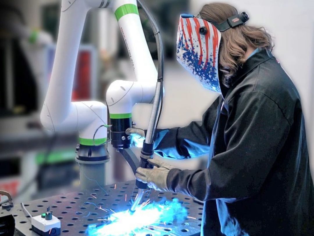 全自动焊接机器人机械手工作站生产线