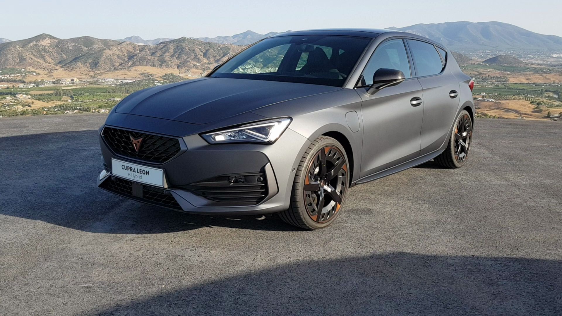 【西班牙语生肉】——实拍cupra leon