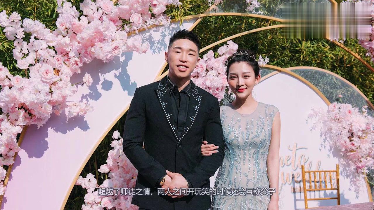 德云社成员烧饼晒出老婆的美照,这是要接替张云雷当下一个网红吗