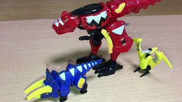 森永　アバレンオー　アバレンジャー　ミニプラ　食玩 食玩 爆竜戦隊アバレンジャー ミニプラアバレンオー（全2種）のご紹介