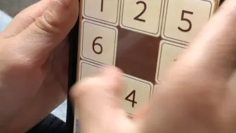 小屁孩挑战华容道3阶