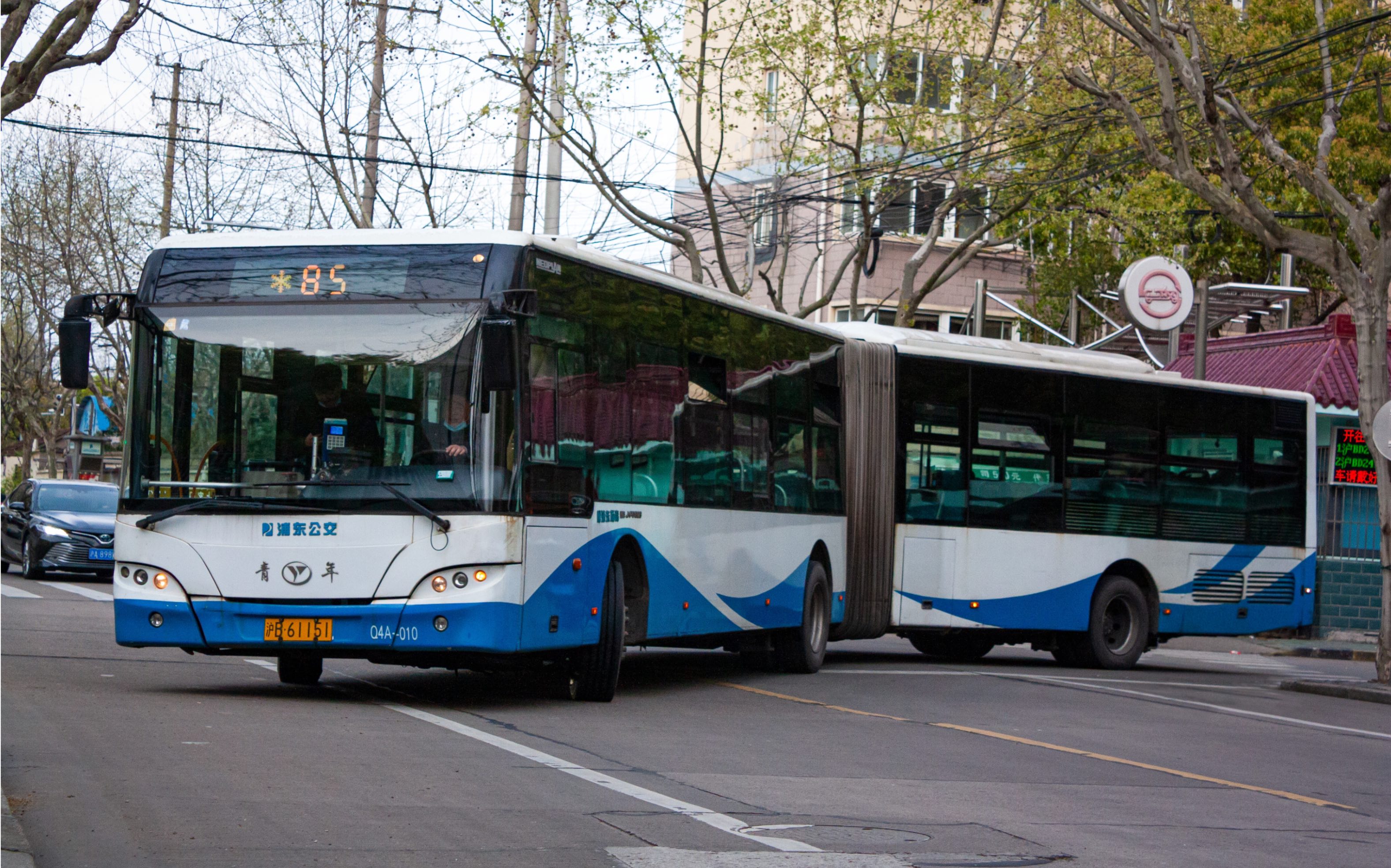 浦东公交85路q4a巨龙曼机咆哮_哔哩哔哩_bilibili