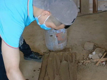 圣艺装修技术培训 瓦工贴砖培训 学员3007015600瓷砖铺贴