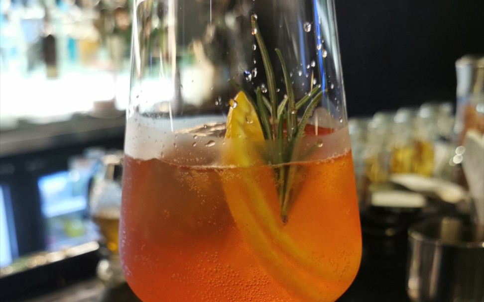 阿佩罗橙光(Aperol Spritz)手机游戏热门视频