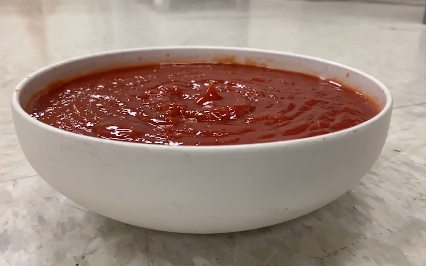 凯伊效应是什么?洗发水还能自己溅飞?揭秘剪切稀化型非牛顿流体