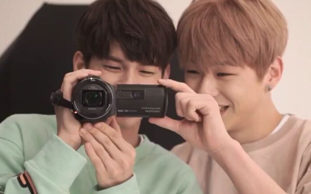 wannaone邕圣佑x姜丹尼尔肩膀团综前的一颗糖