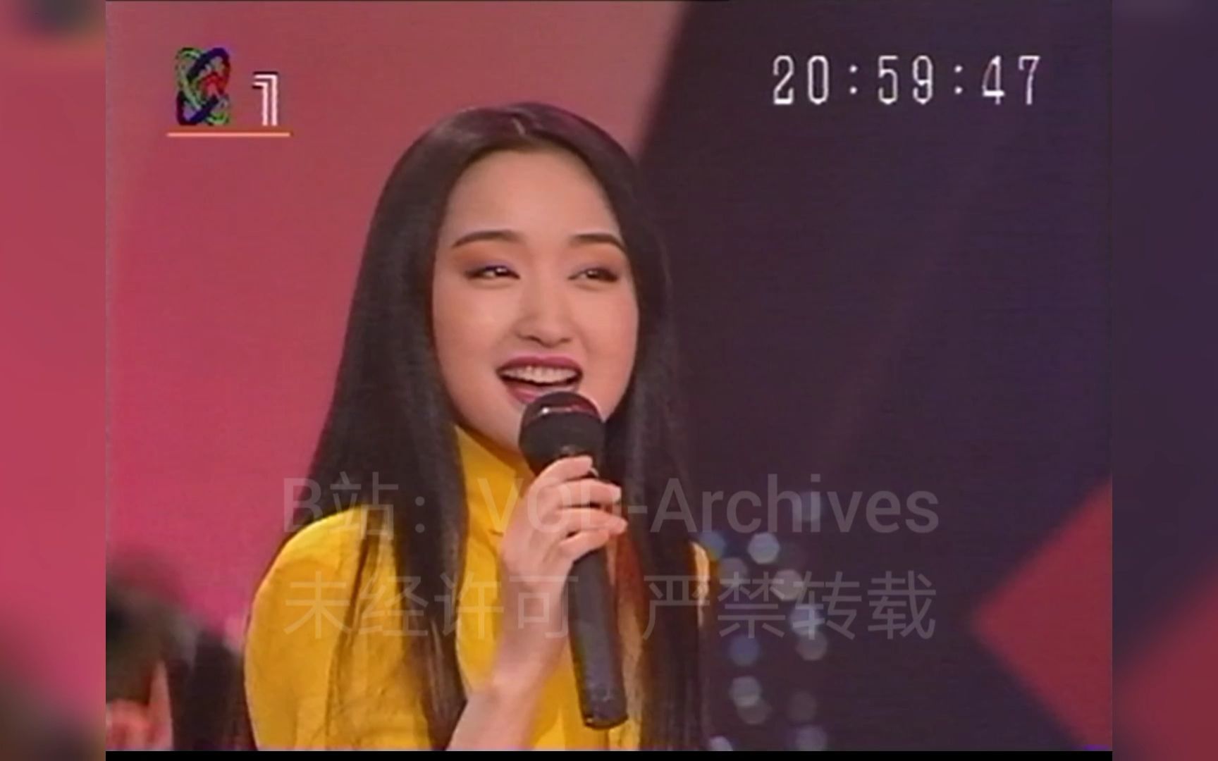 [图][画质最好的完整版] 杨钰莹 - 轻轻的告诉你(1995年1月30日 CCTV1晚会)