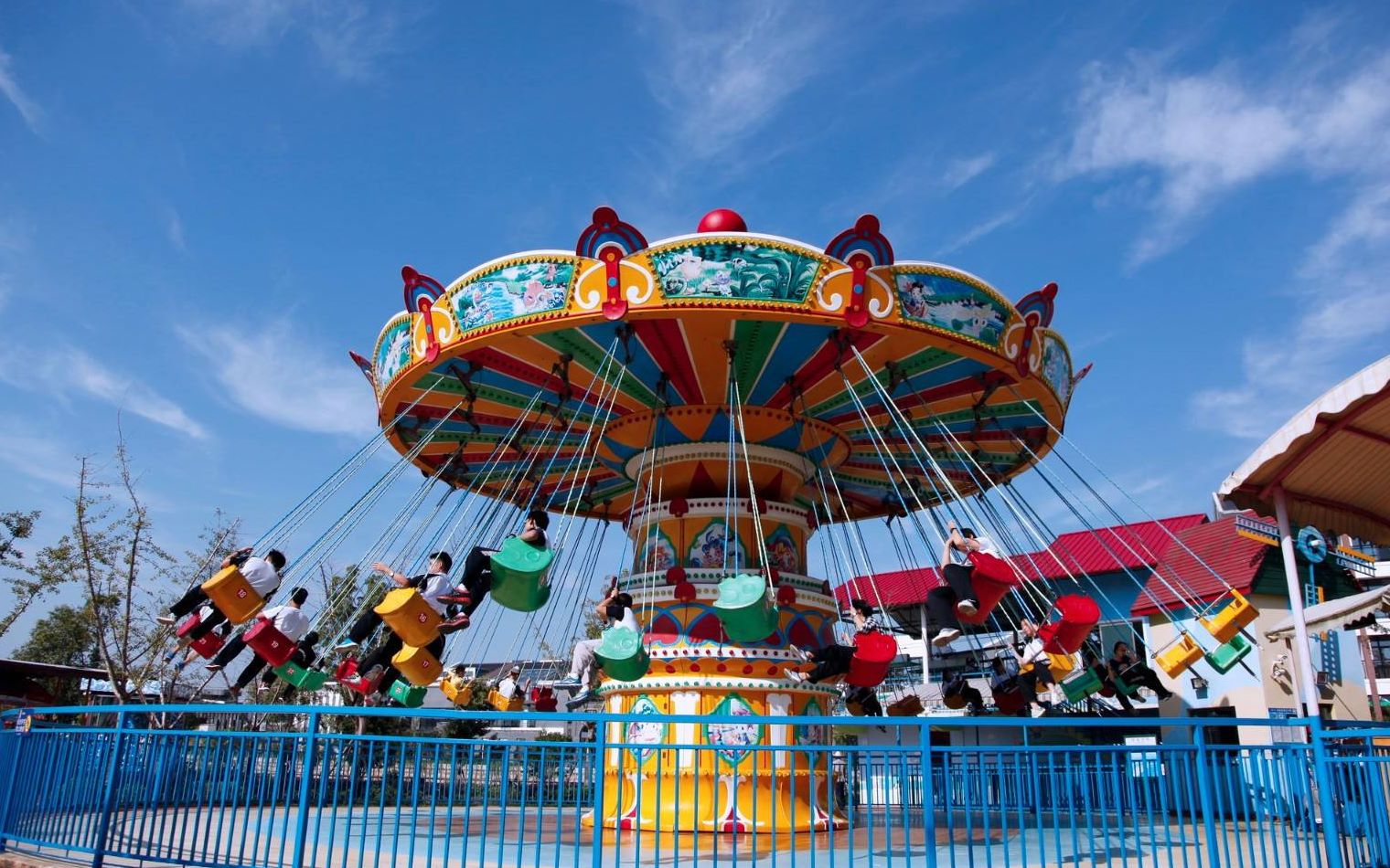 vlog【免费游玩武汉欢乐谷】-情侣日常