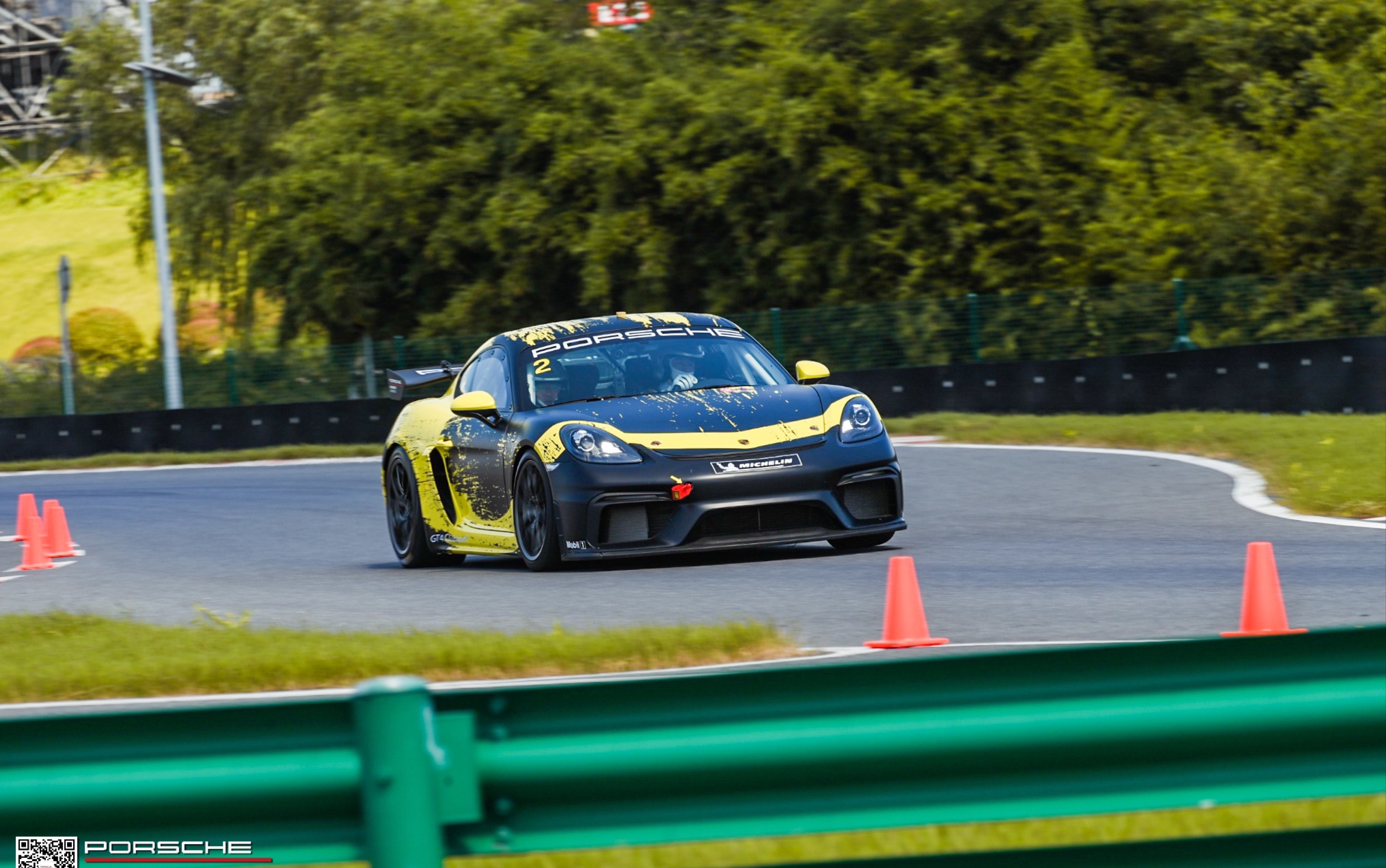 【赛道试驾】保时捷718 gt4 clubsport @ 上海保时捷体验中心_哔哩