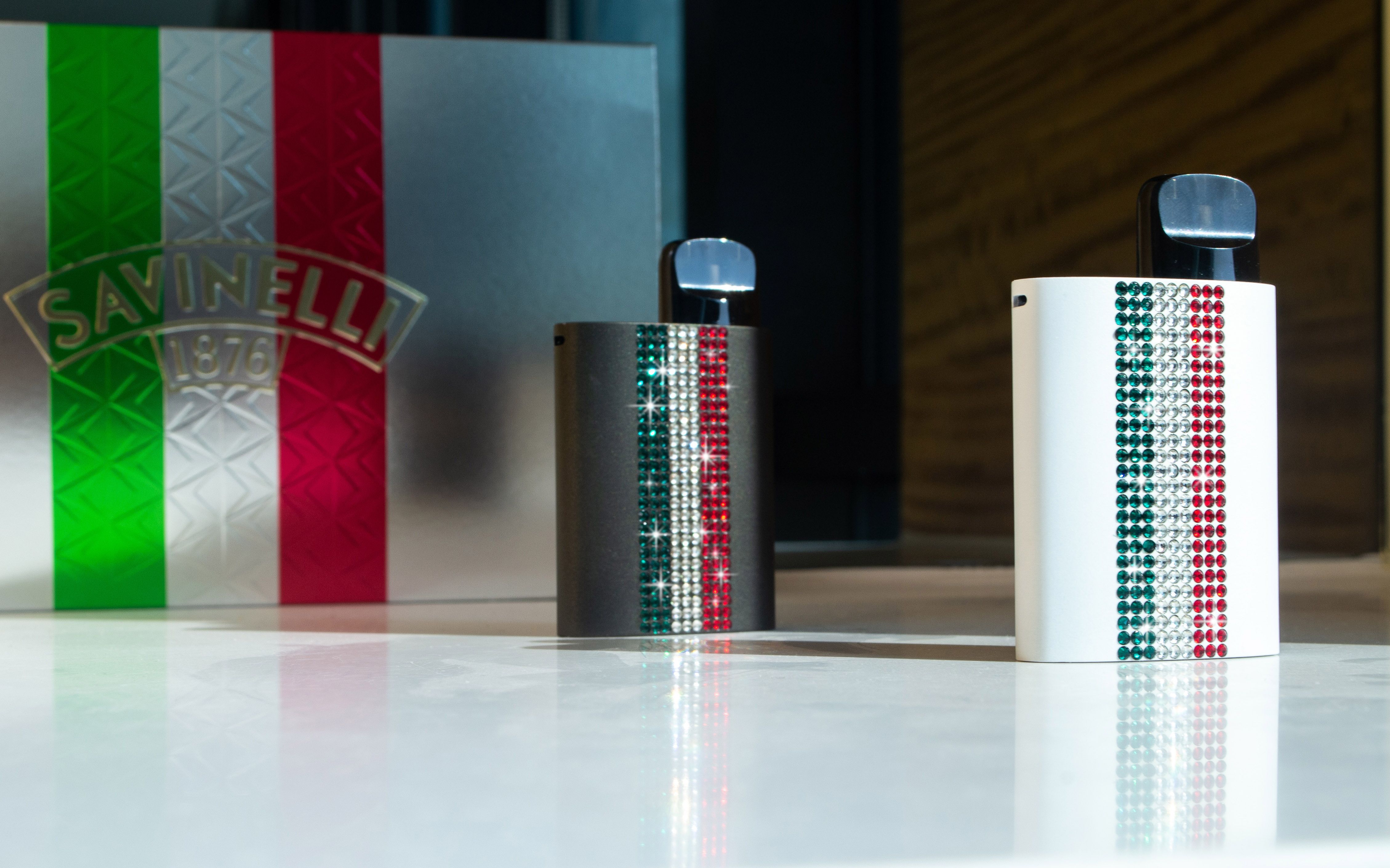 火器沙芬镶钻限量版邂逅奢华与精致