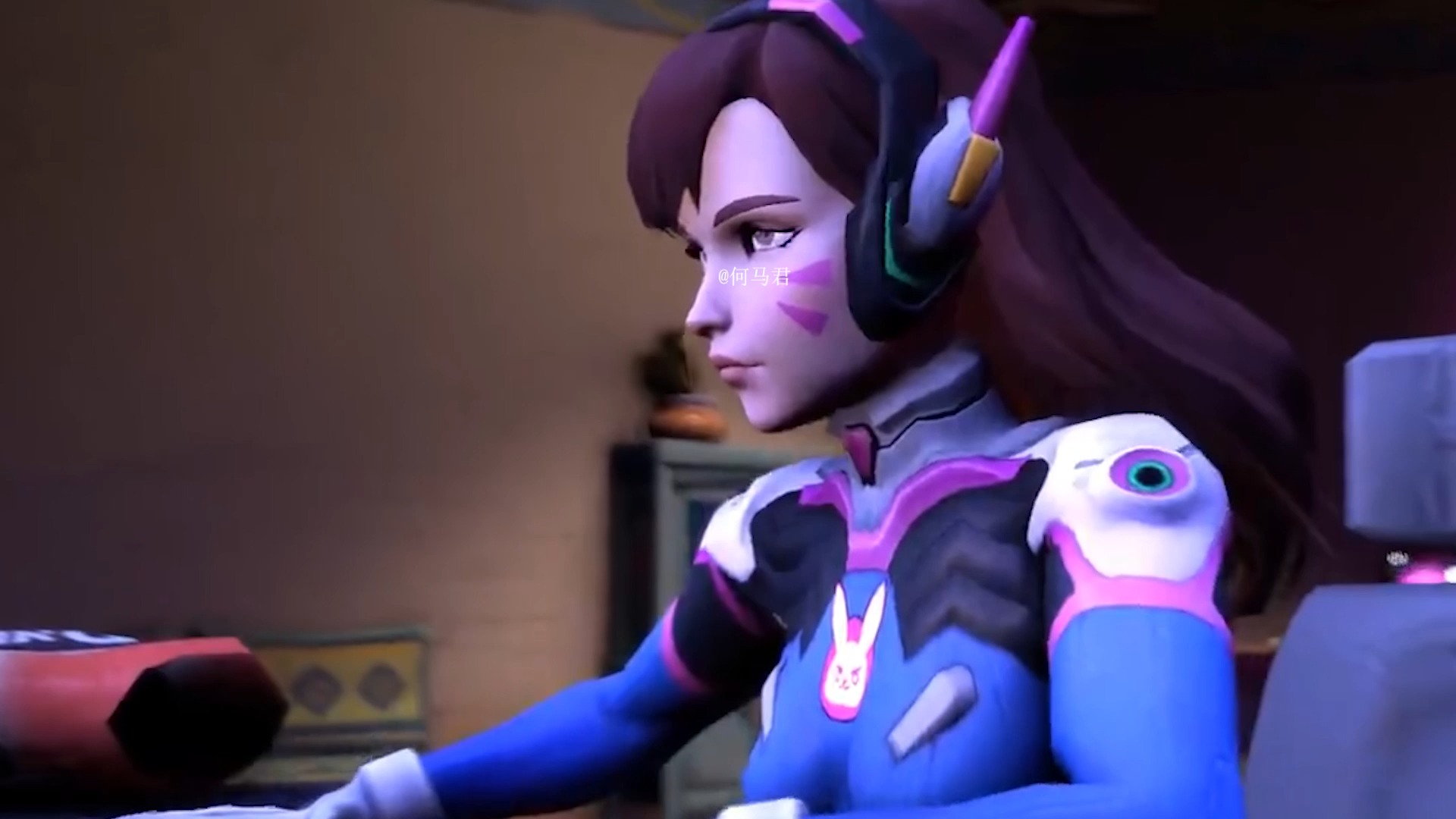 dva被黑影背后袭击了.