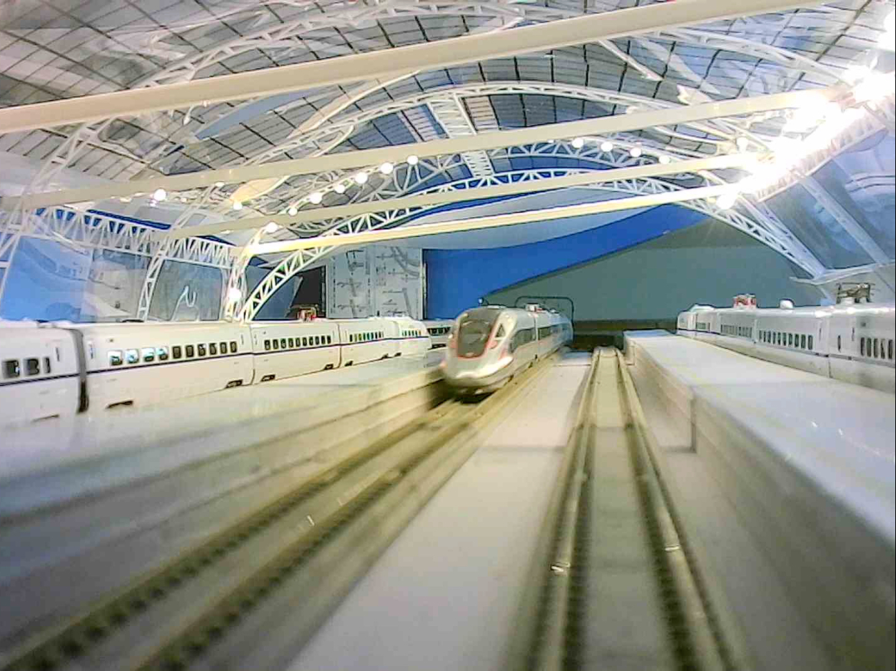 六个维度看中国高铁持续跑出加速度