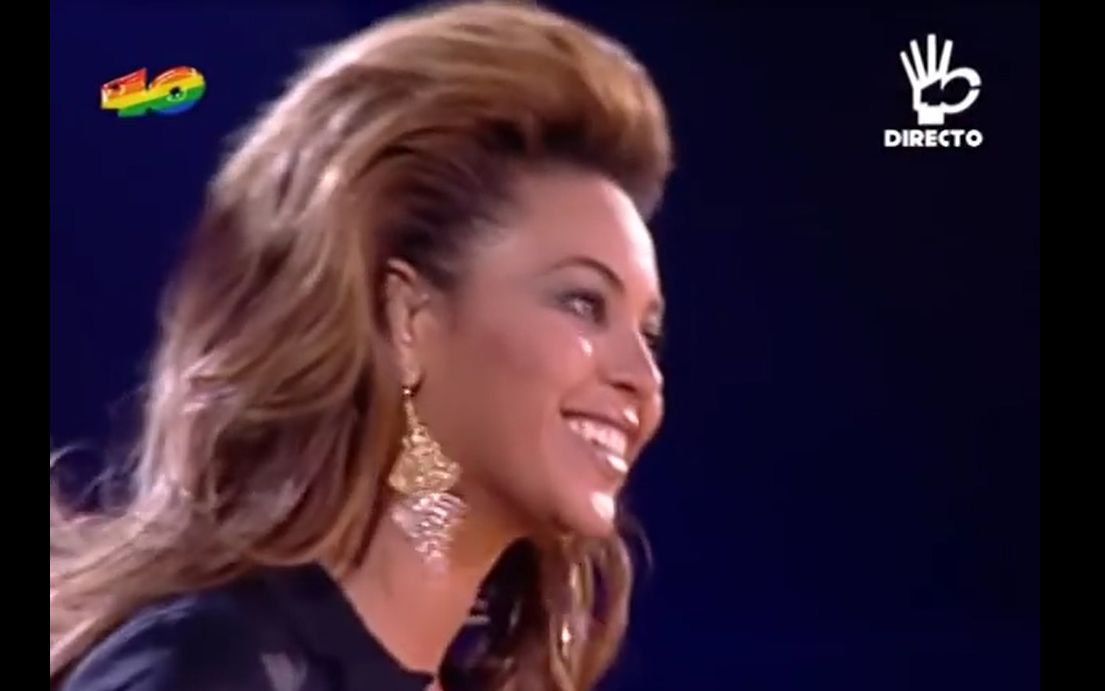 [图]【如果我是个男孩】Beyoncé - If I Were A Boy (Live Gala Premios 40 Principales 2008)