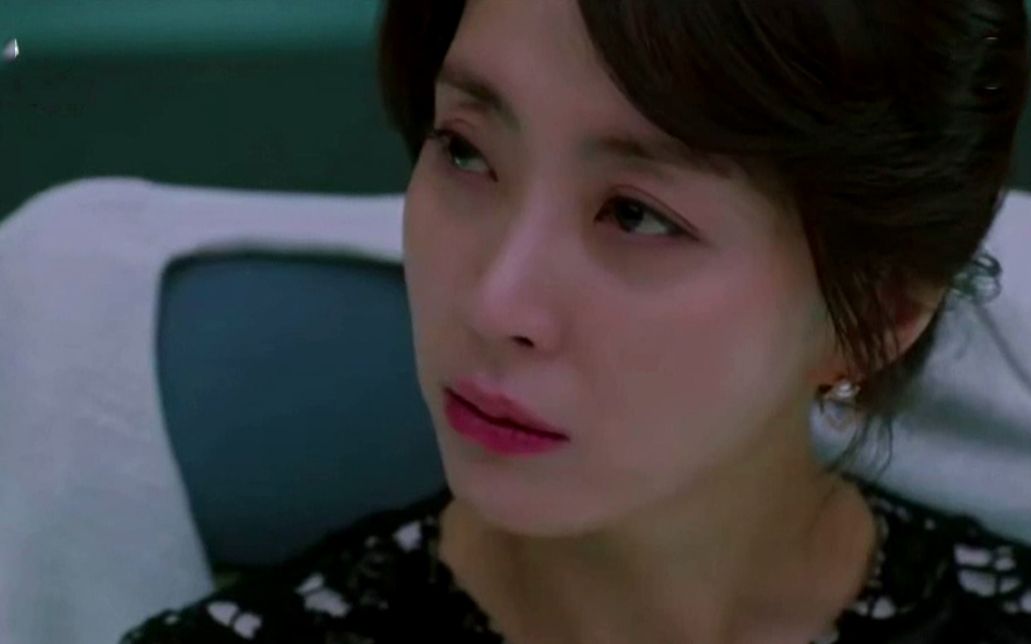 thek2夫人大气护k2你不要动k2秘书回应他能为你做的我也都能做