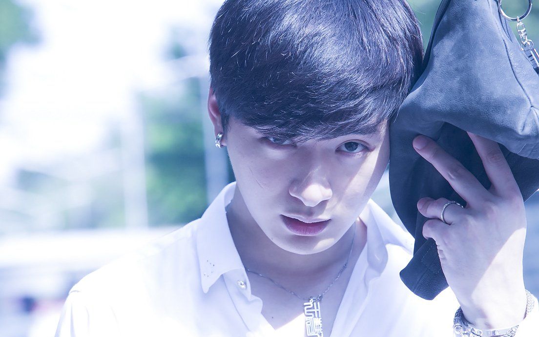 【krist perawat】暖暖苏州见面会led车应援视频