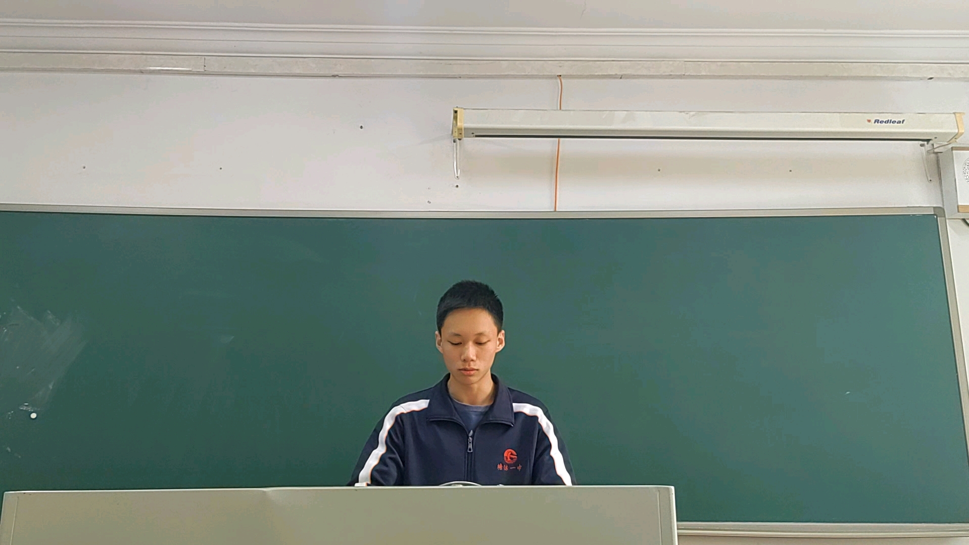 塘沽一中蔡金航同学演讲