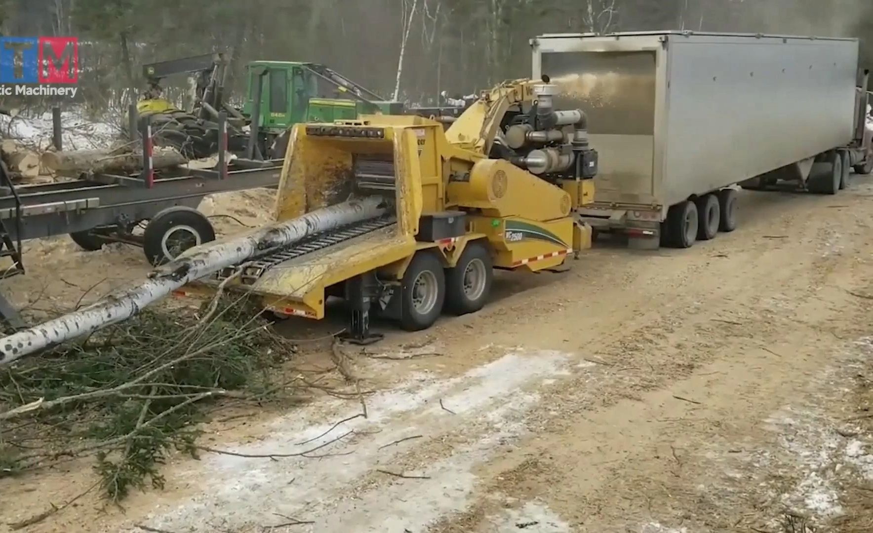 最危险的大型木材粉碎机机