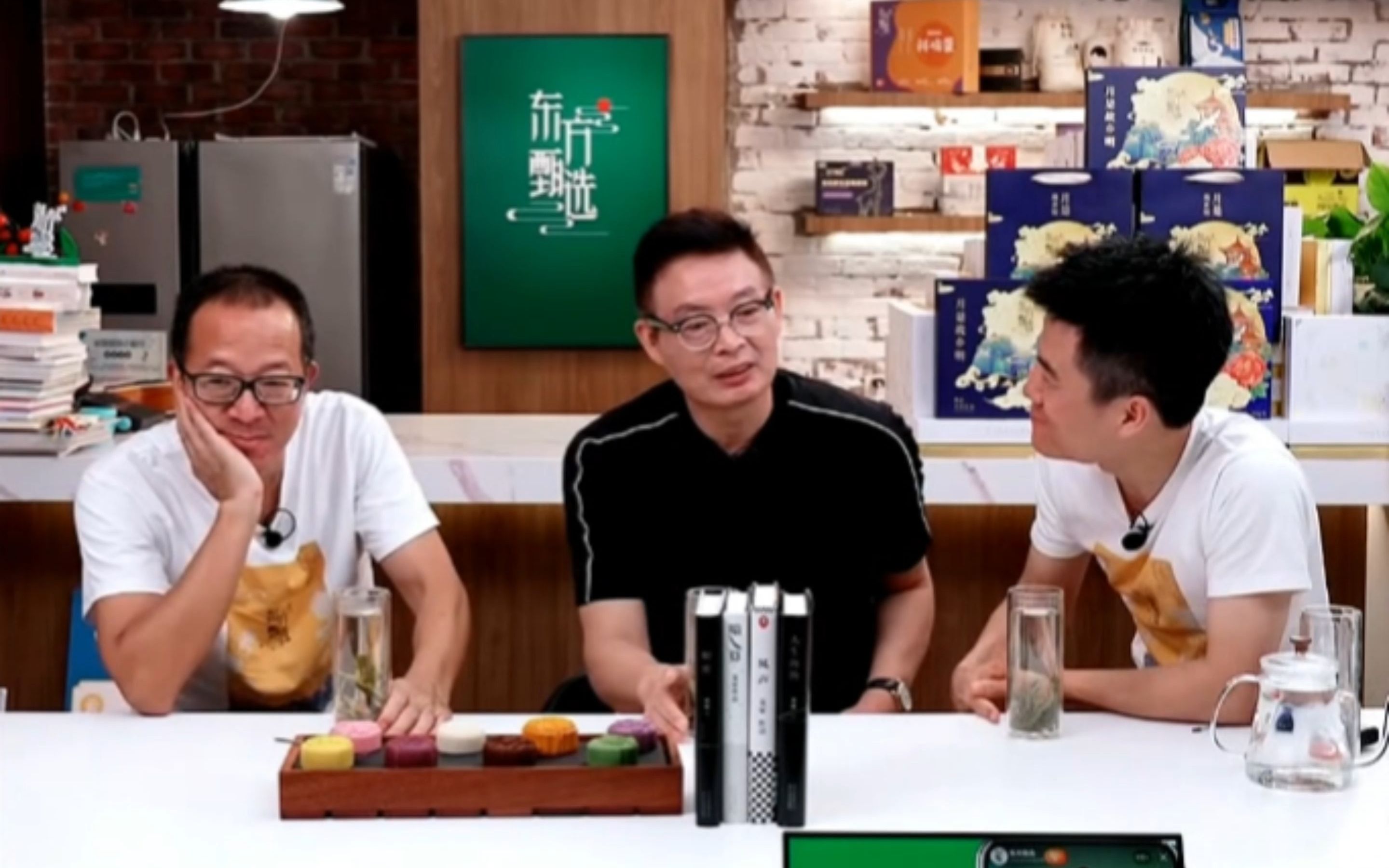 麦家老师谈生活中的真实与虚伪:小说家给人提炼各种生活感情的公式,给人以真实的力量_哔哩哔哩_bilibili